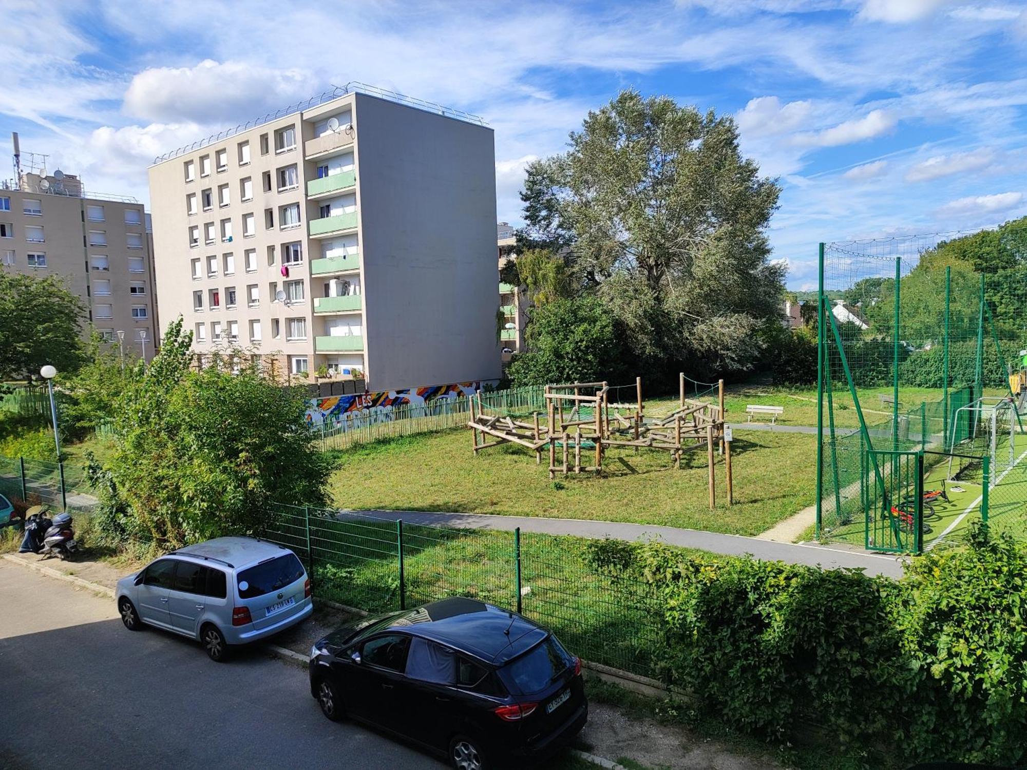 Room & Parking In Shared Appartment With Proprietor L 25 Mins From Paris Gare Du Nord, Cdg Airport & Stade De France Montmagny Kültér fotó